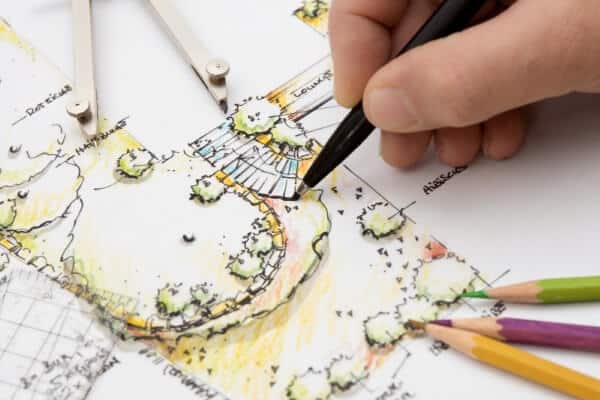 tuinarchitect maakt tekening